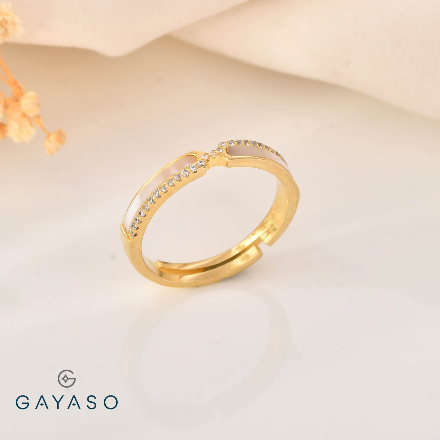 Classy Adjustable Ring Band