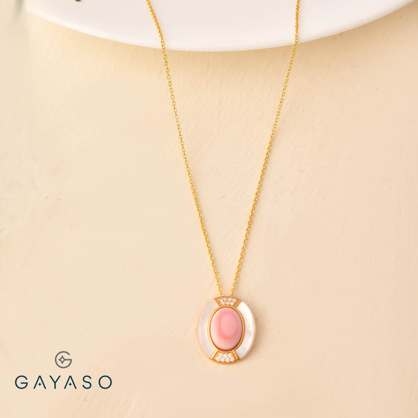 Designer Party Highlight Oval Pendant Set