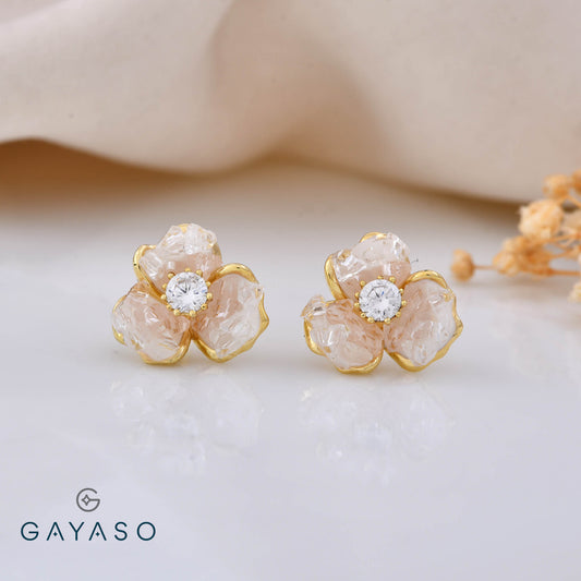 Elegant Flower Studs With Crytals In Silver