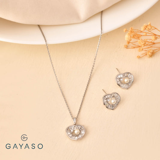 Pearly Heart With Baguette CZ Pendant Set